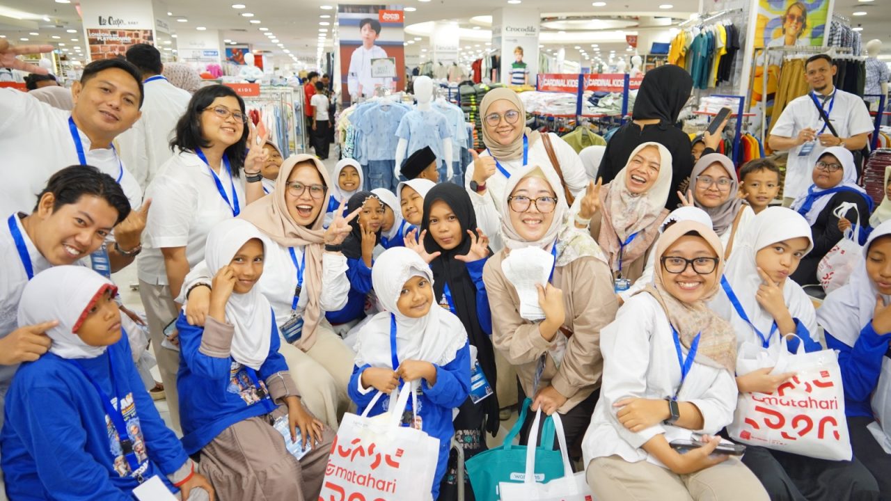 Pertamina Patra Niaga Regional Sumbagut Berbagi Semangat Lebaran Melalui Program SEBARAN 5.0