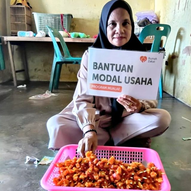 Rumah Zakat Salurkan Bantuan Modal Usaha untuk Mualaf di Pandan, Tapanuli Tengah