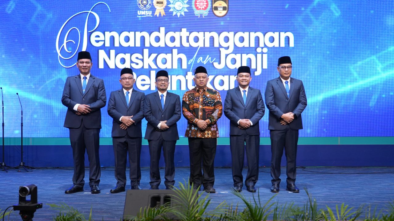 Pelantikan Empat Wakil Rektor UMSU Ketua PP Muhammadiyah: Jadikan Kampus Se-Unggul-Unggulnya